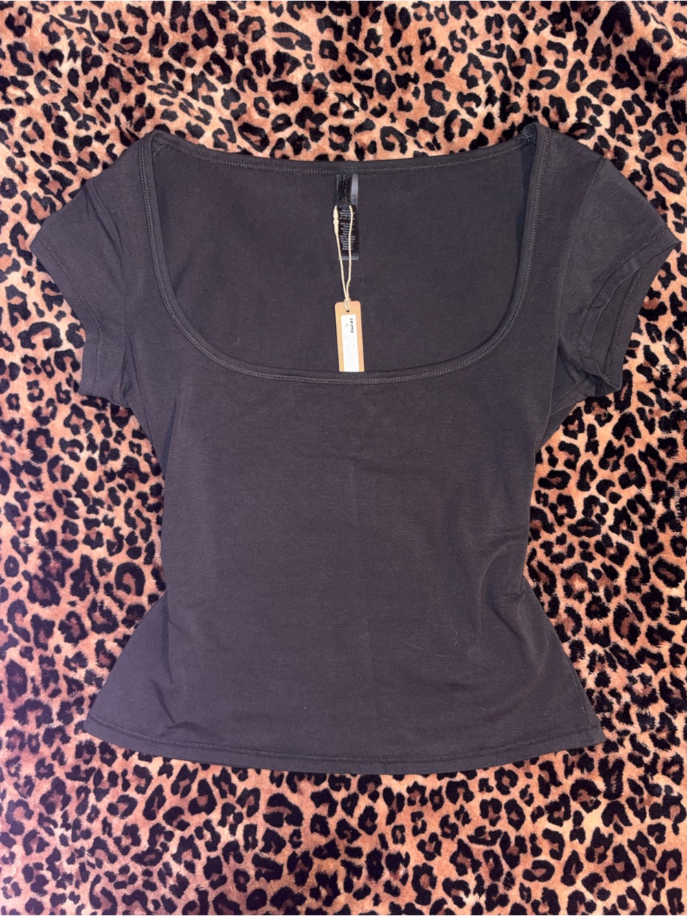 NWT Skims black top